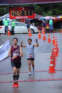 BIB: 042, 5410, 5799
                            <button type="button" onclick="openModal(5743025)" class="btn btn-primary btn-sm float-right btn-popup" data-toggle="modal" data-target=".modal-high-quality">
                        <i class="fas fa-shopping-cart"></i> Add to Cart
                    </button>
                                            <button type="button" onclick="isThisMe(5743025, true)" class="btn btn-success btn-sm float-right btn-popup btn-isme hidden" data-toggle="tooltip" data-placement="bottom" title="นี่คือรูปของคุณใช่ไหม คลิกที่นี่เพื่อเอาเข้าอัลบั้ม">
                        <i class="fas fa-plus"></i> Add to album
                    </button>
                    <button type="button" onclick="isThisMe(5743025, false)" class="btn btn-warning btn-sm float-right btn-popup btn-isnotme hidden">
                        <i class="fas fa-ban"></i> Remove from album
                    </button>